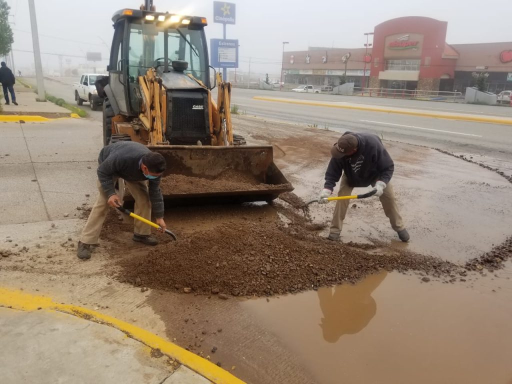 Atienden obras públicas y servicios públicos limpieza y dezasolve de calles