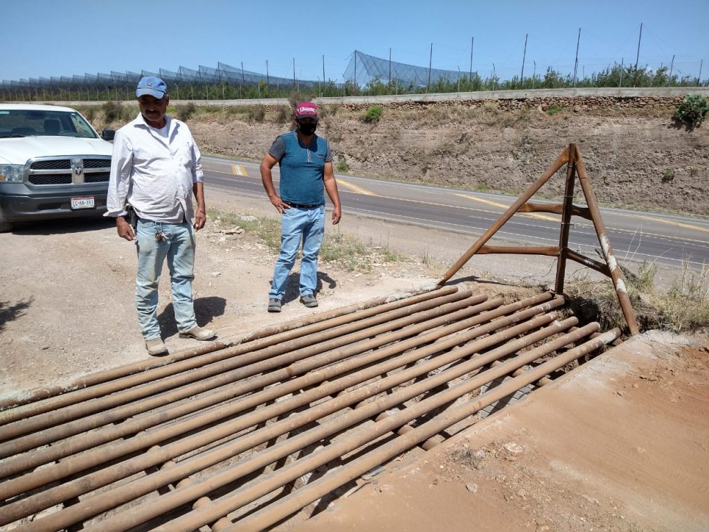 Reconstruyen guarda ganado de Santa Lucía