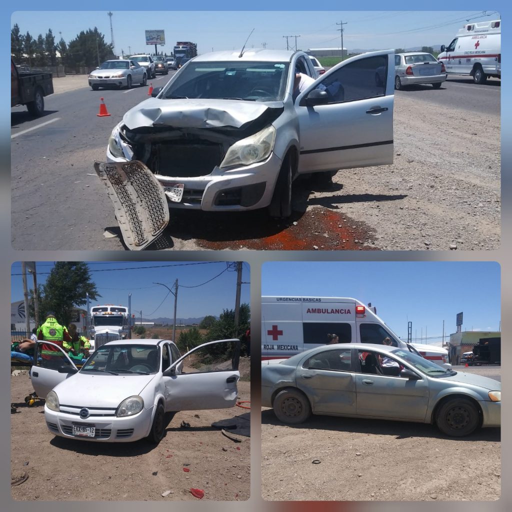 Deja triple choque en el Corredor Comercial dos personas lesionadas