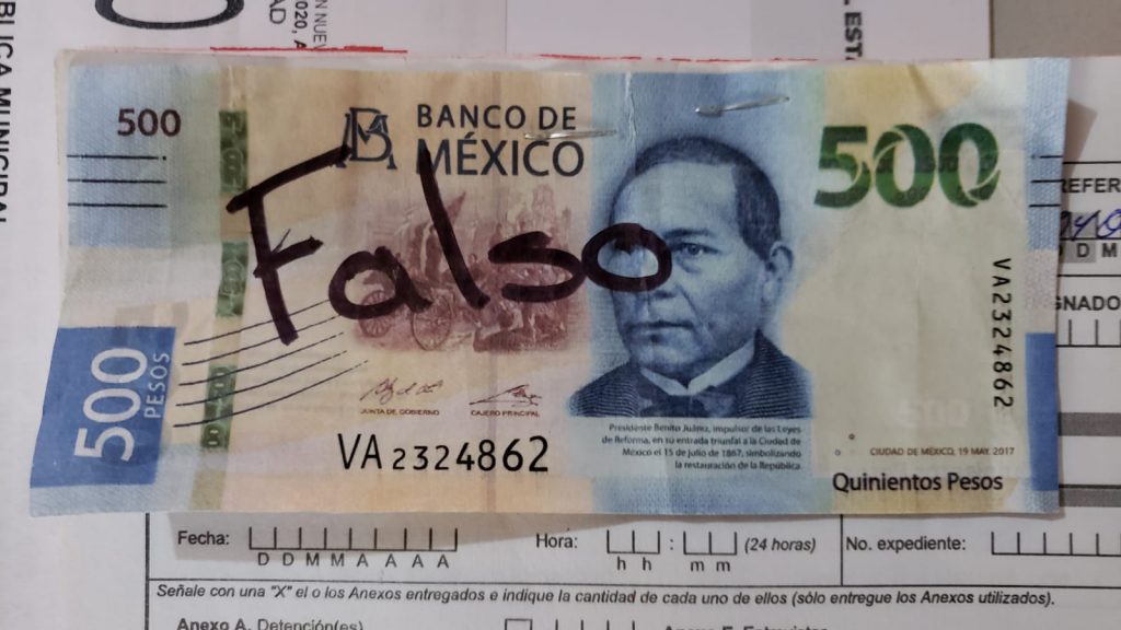 Aseguran billete falso en comercio de la colonia Francisco Villa