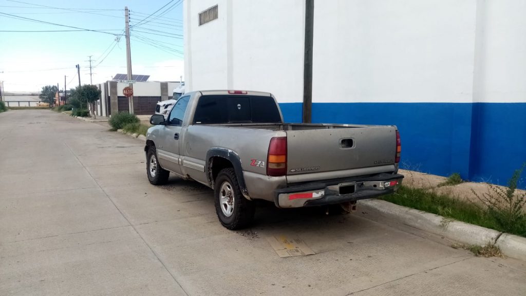Localizan en Cuauhtémoc pick up robada en Chihuahua