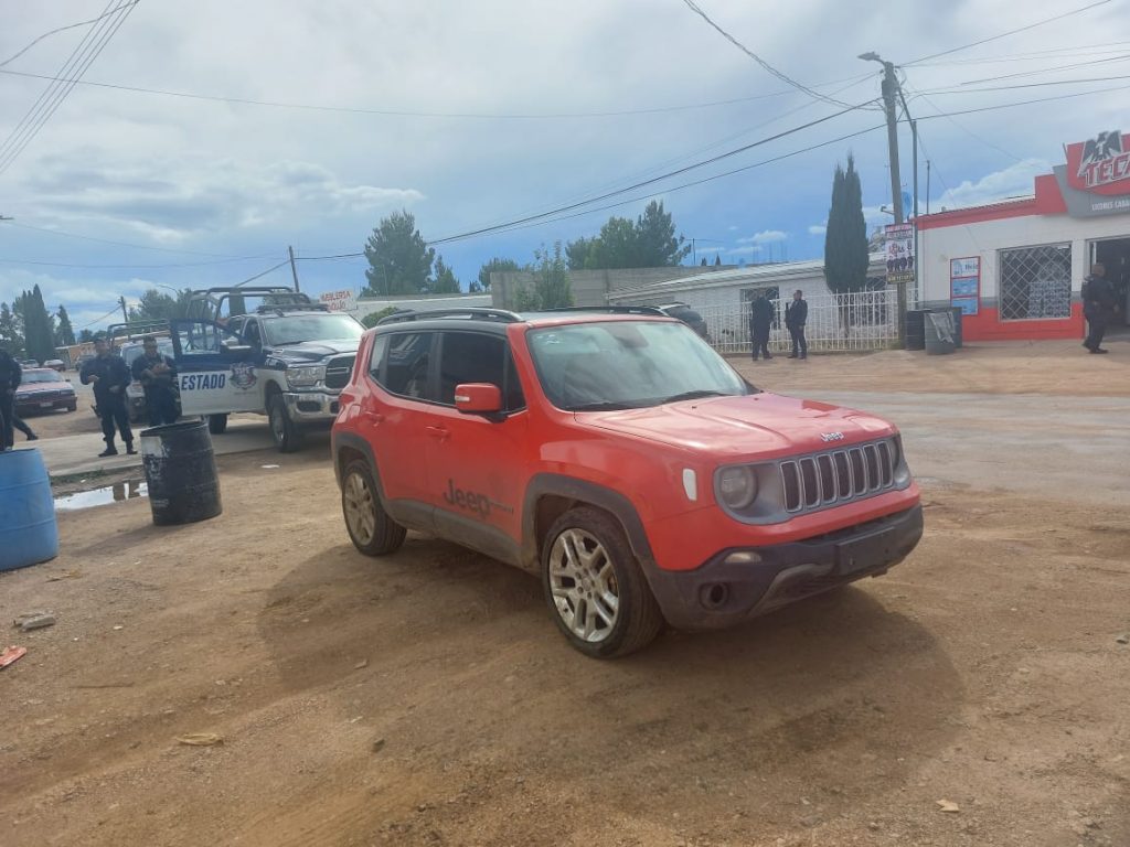 Recuperan en Namiquipa camioneta Jeep con reporte de robo y placas sobrepuestas