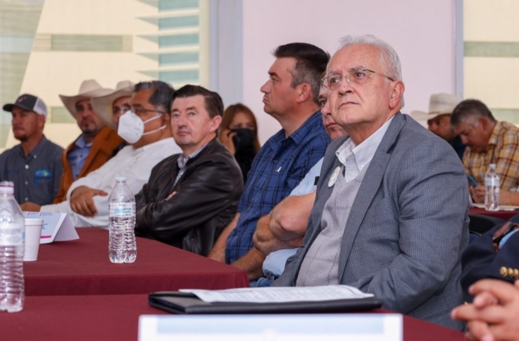 Alcaldes y representantes de 19 municipios realizan mesas  de trabajo en Cuauhtémoc