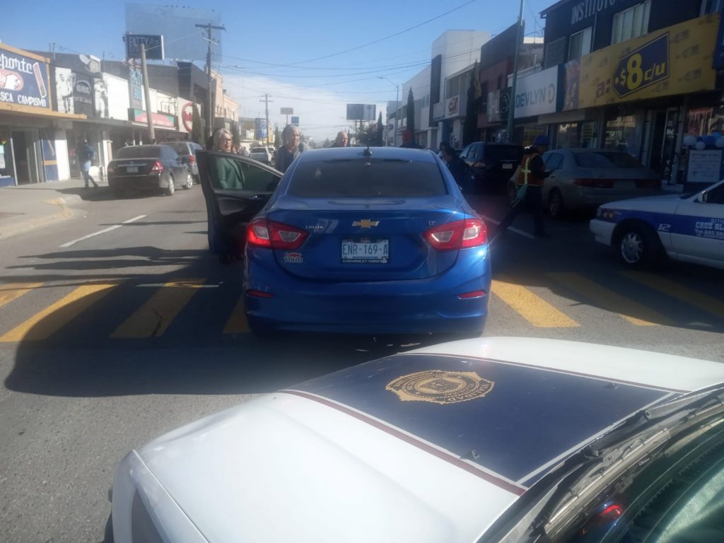 Estudiante resulta lesionada tras ser arrollada en la Allende y 3a