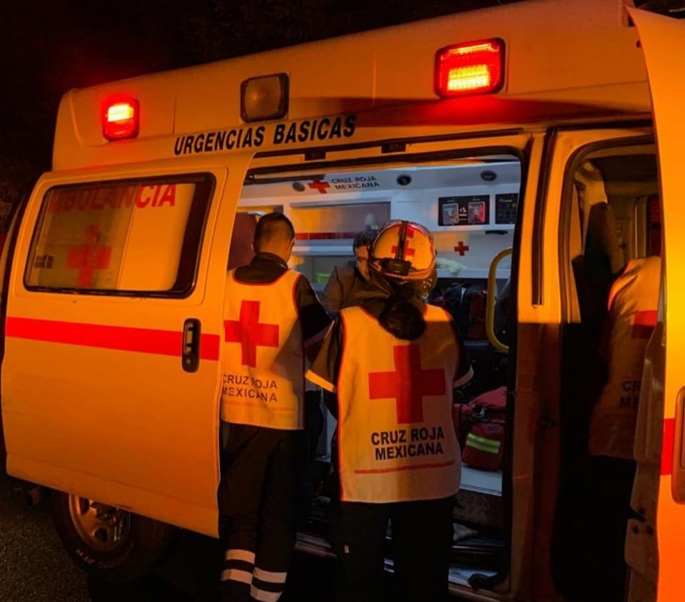 Hombre drogado ataca con arma blanca a madre y cuñada;  fueron llevadas a un hospital