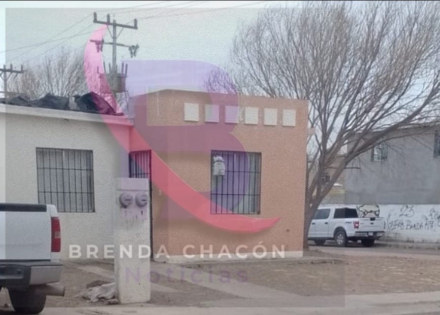 Atacan a balazos casa en Los Nogales