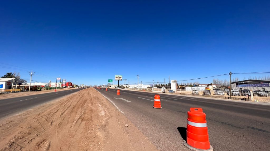 Alertan a reducir la velocidad en el Corredor Comercial por obras de remodelación