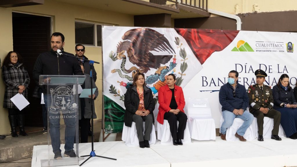 15 instituciones educativas celebran el Día de la Bandera en Cuauhtémoc