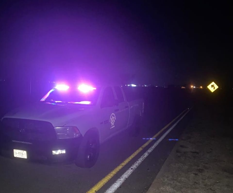 Hombre es atropellado en la carretera a Ojo de La Yegua; lo reportan grave