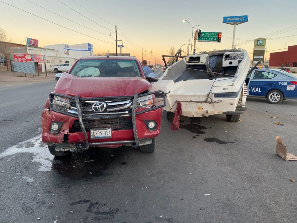 Reportan choque en el Jorge Castillo y 16 de Septiembre