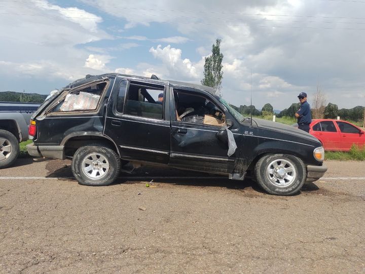 En trágica volcadura muere mujer en el tramo Guerrero a Santo Tomás