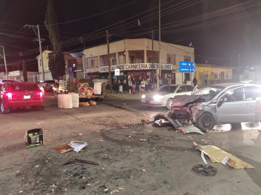 Fuerte choque en la 18 y Allende dejó cuatro lesionados