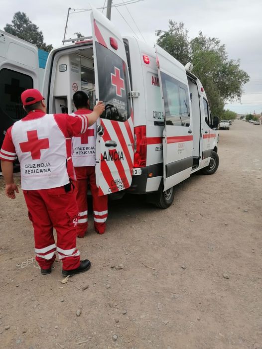 Motociclista resulta lesionado tras chocar contra camioneta