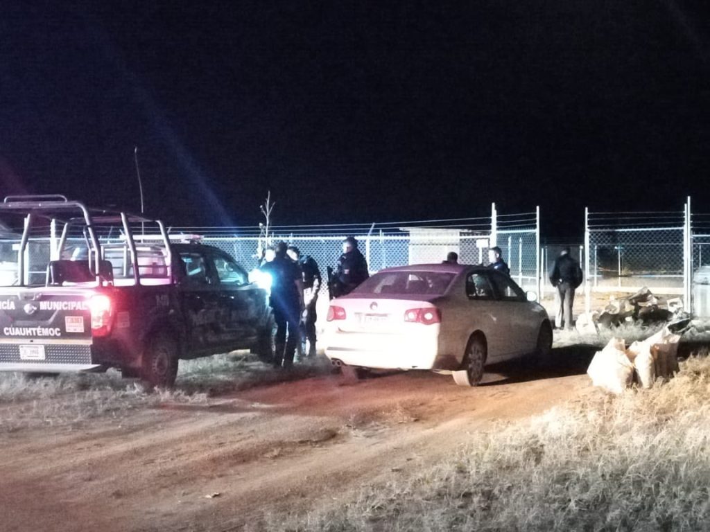 En refugio de perros localizan hombre sin vida