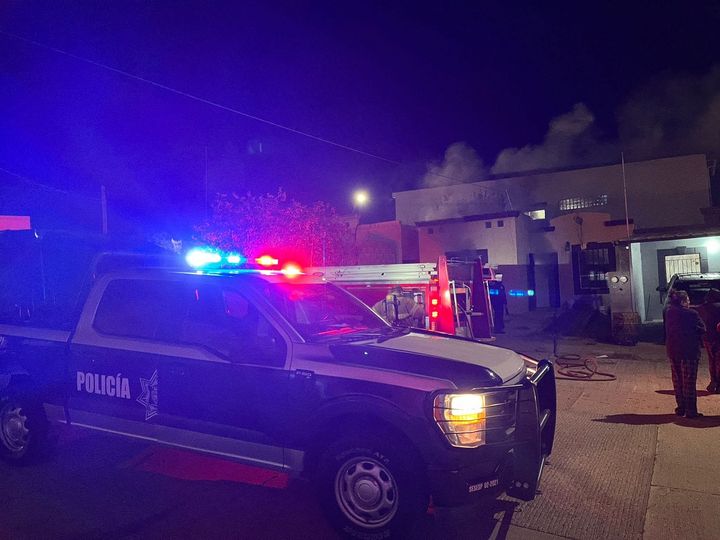 Se incendia casa en Colinas del Puerto