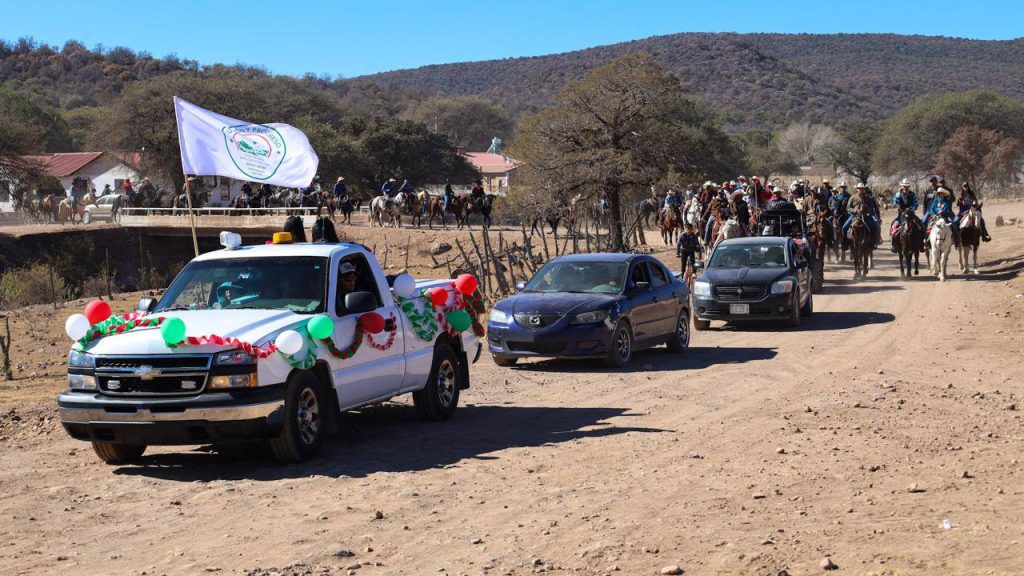 Celebran habitantes del Ejido 6 de Enero aniversario de su fundación