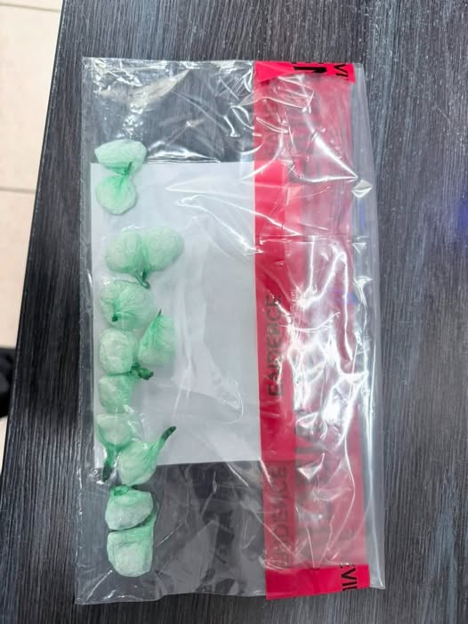 Sujeto traía varias porciones de cristal, fue detenido por policías municipales